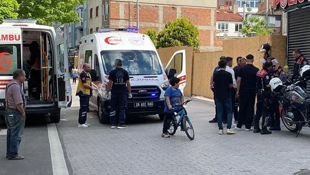 'Askeriz' deyip ödeme yapmak istemediler... Çıkan kavgada 5 kişi yaralandı