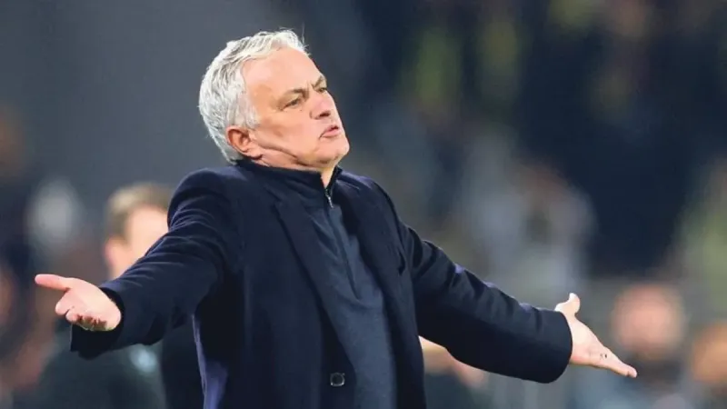 Şok İstifa! Süper Lig Avrupa'yı Salladı! Neler Oluyor?