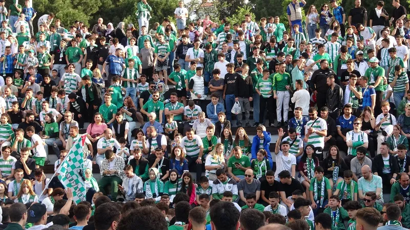 Bursaspor'dan 62. yıl kuruluş yıldönümüne özel kutlama