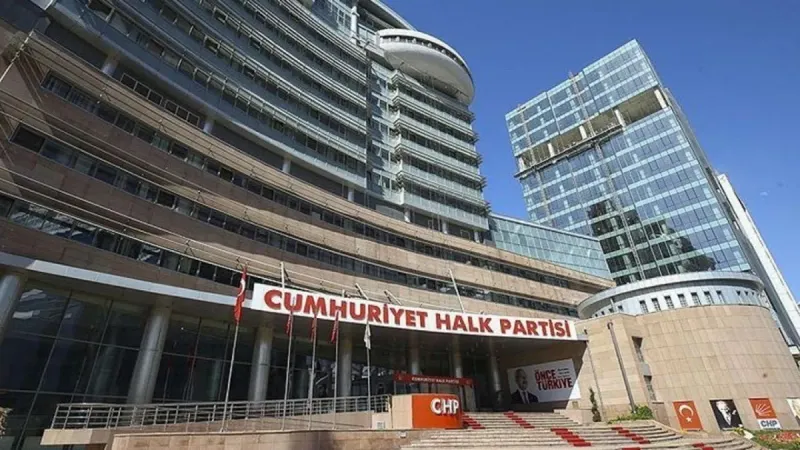 CHP'de ortalık yangın yeri! İmamoğlu taraftarlarından Yavaş ve Kılıçdaroğlu'na ağır küfürler