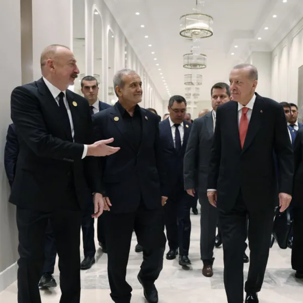 Cumhurbaşkanı Erdoğan, yurda döndü 