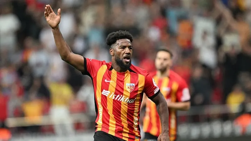 Duckens Nazon 7. golünü attı