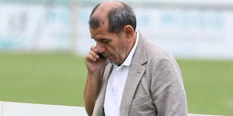 Dursun Özbek'in telefonla yaptığı transfer görüşmesini açıkladı