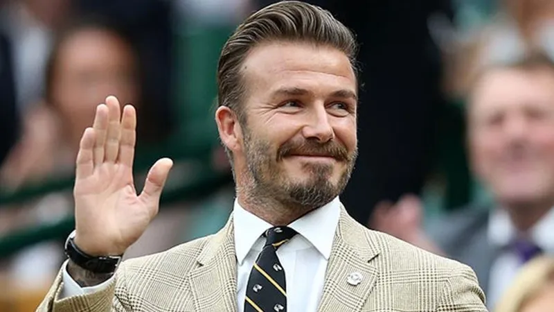 Eski futbolcu David Beckham'a 'şövalyelik' ünvanı verildi