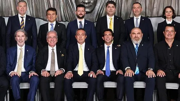 Fenerbahçe'de Şok İstifa! Erol Bilecik Görevi Bıraktı mı?