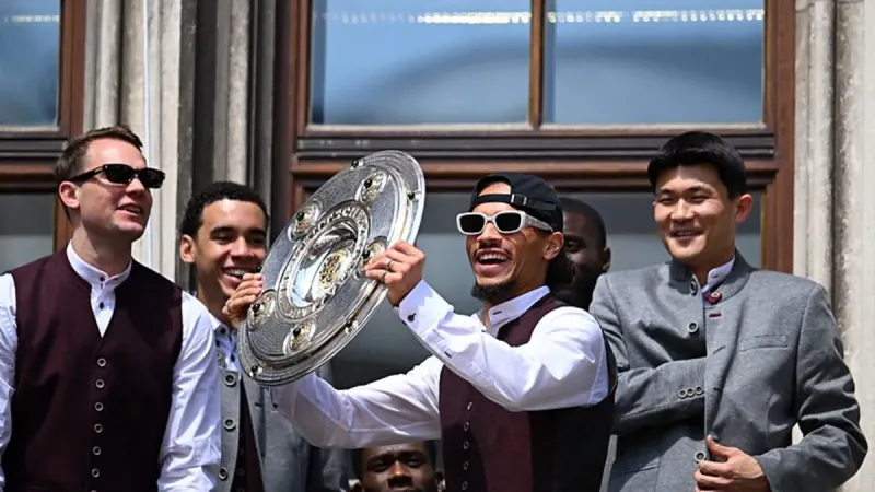 Galatasaray'a bir süper yıldız daha! Transfer için İstanbul'a uçacak