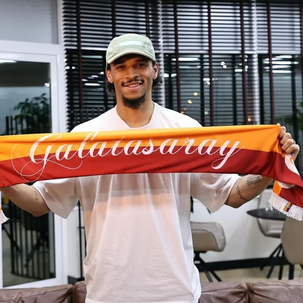 Galatasaray'ın Sane transferi dünya basınında!