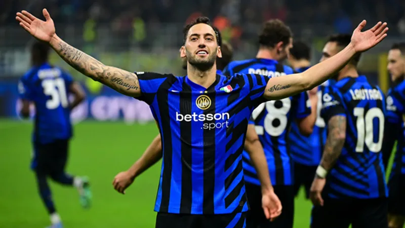 Hakan Çalhanoğlu'nun babasından Galatasaray'a yeşil ışık
