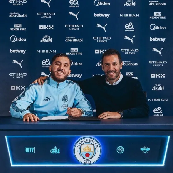 Manchester City, Rayan Cherki'yi açıkladı!