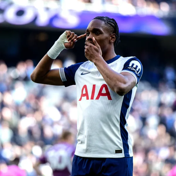 Mathys Tel, Tottenham'da!