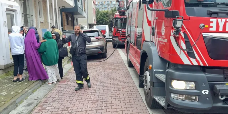 Avcılar'da kız yurdunda korkutan yangı