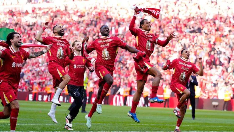 Avrupa'nın 5 büyük liginde şampiyonluğunu ilan eden ikinci takım Liverpool oldu