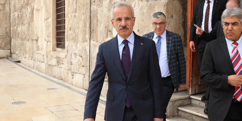 Bakan Uraloğlu: Operatörlere verdiğimiz en büyük ceza yeni yatırımlar