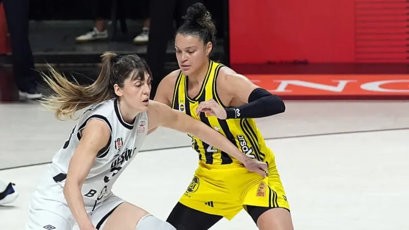 Beşiktaş'ı eleyen Fenerbahçe Opet finale yükseldi!