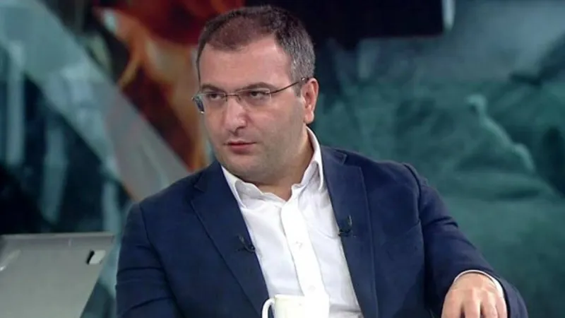 Cem Küçük'ten canlı yayında itiraf gibi sözler; “Savcının gönderdiği yazılarda var bu”