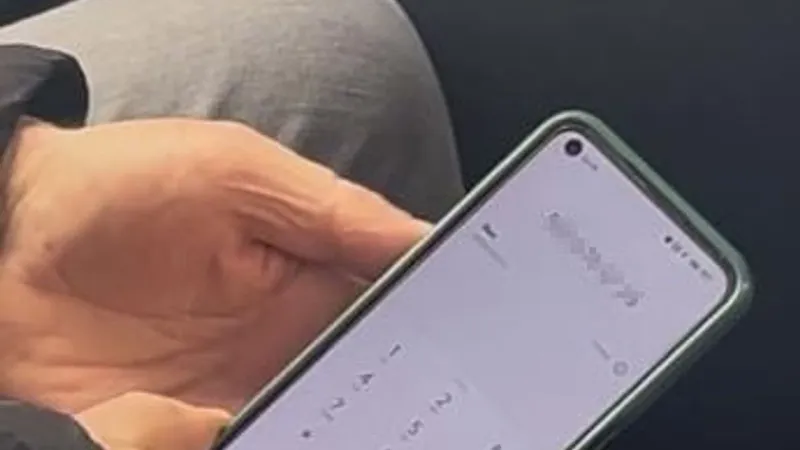 Dolmuşta genç kızı taciz eden şahıs yakalandı