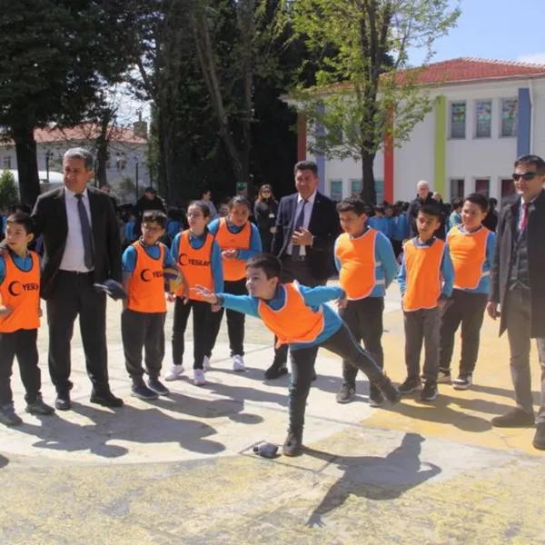 Dumlupınar İlkokulu'nun geleneksel etkinliği