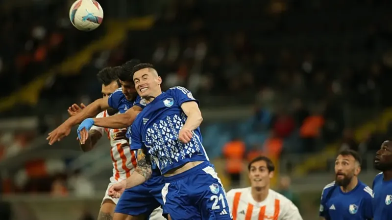Erzurumspor, Adana'da farklı kazandı!