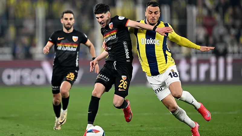 Fenerbahçe, zirve yarışında Kayserispor'a takıldı; Kadıköy'de gol düellosundan kazanan çıkmadı