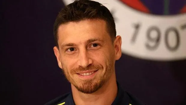 Fenerbahçe’den Mert Hakan Yandaş ve sakatlık açıklaması!