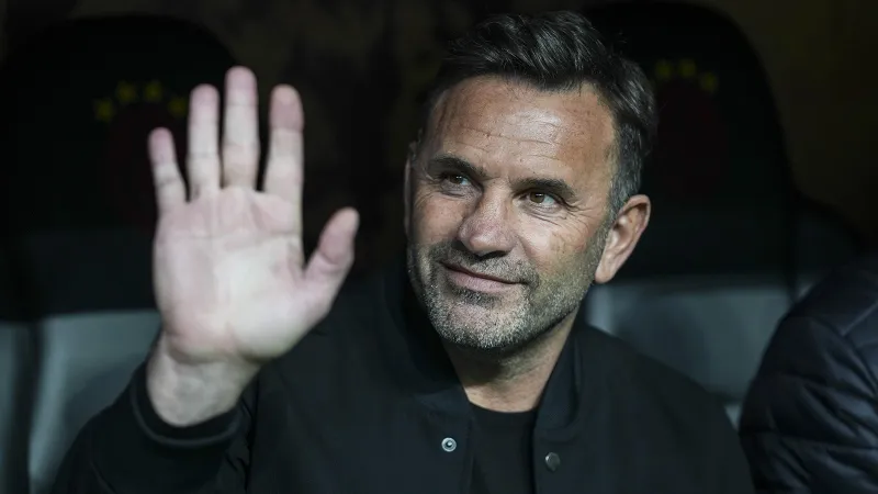 Galatasaray Teknik Direktörü Okan Buruk: "İnşallah tekrar bir Avrupa kupası kazandırmak bize nasip olur"