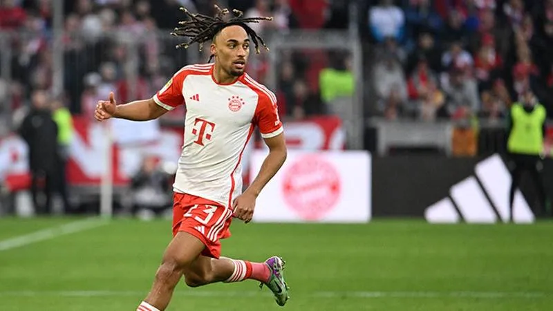 Galatasaray'a döneceği iddia ediliyordu: Bayern Münih'ten resmi Sacha Boey açıklaması!
