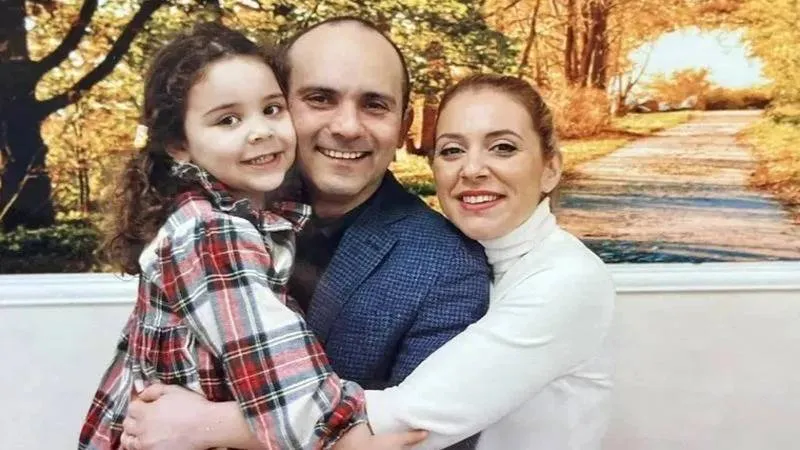 Meriç Kahraman, kızı Vera'nın resmini paylaştı, Tayfun Kahraman'ın doğum gününü kutladı: Her mumu üflerken dileğimiz aynı!
