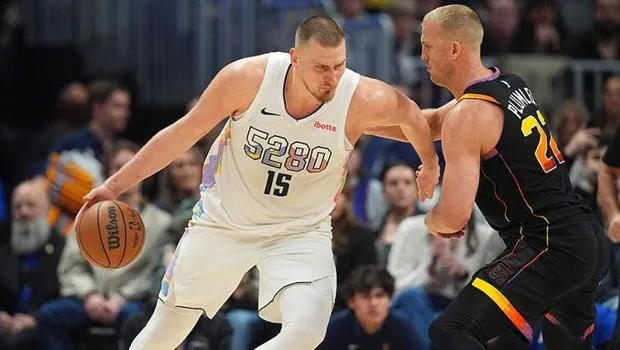 Nikola Jokic'in 61 sayısı Denver'a yetmedi