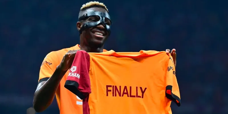 Osimhen'in yeni adresini açıkladı