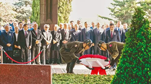 Özal dualarla anıldı