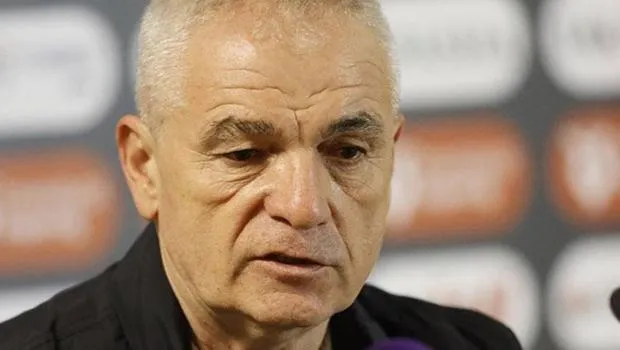 Rıza Çalımbay'dan hakem tepkisi: 'Faulü kabul etmiyorum!'