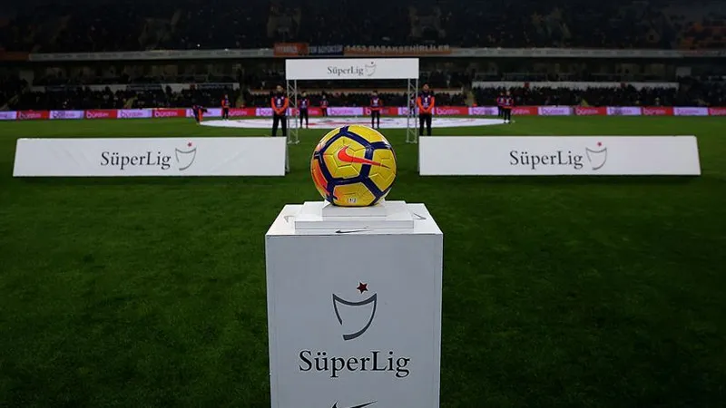 Süper Lig'de 32. hafta heyecanı; işte maç programı
