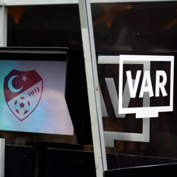 Süper Lig'de günün VAR hakemleri açıklandı!