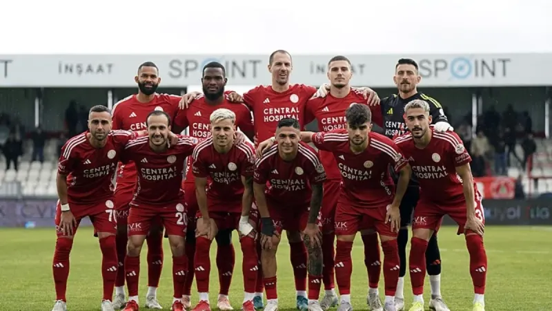 Ümraniyespor, 7 oyuncusuyla yeni sözleşme imzaladı