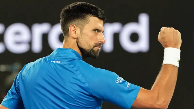 Novak Djokovic "100'ler kulübünde"