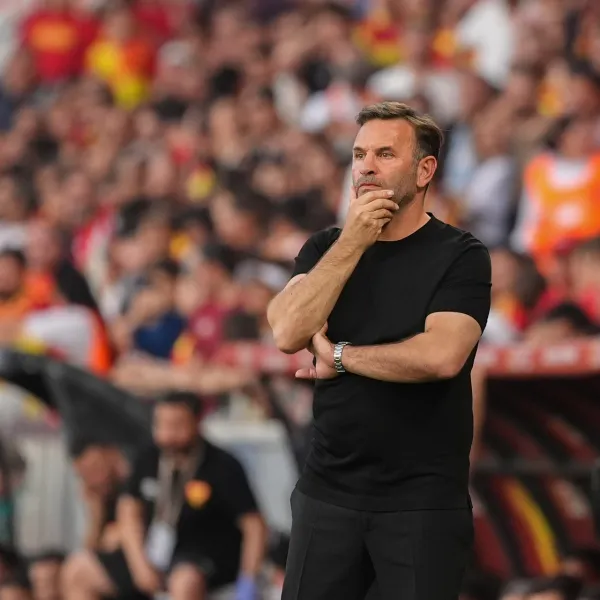 Okan Buruk'tan Şok Karar! Galatasaray'da 10 Değişiklik Birden!