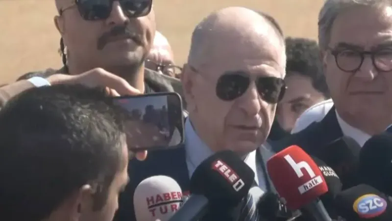 Özdağ'dan 'Silivri'de namaz engeli' iddiası! Jet yanıt geldi