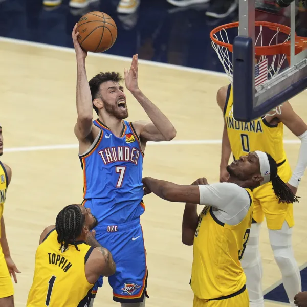 Pacers, Thunder'ı devirdi: seride öne geçti