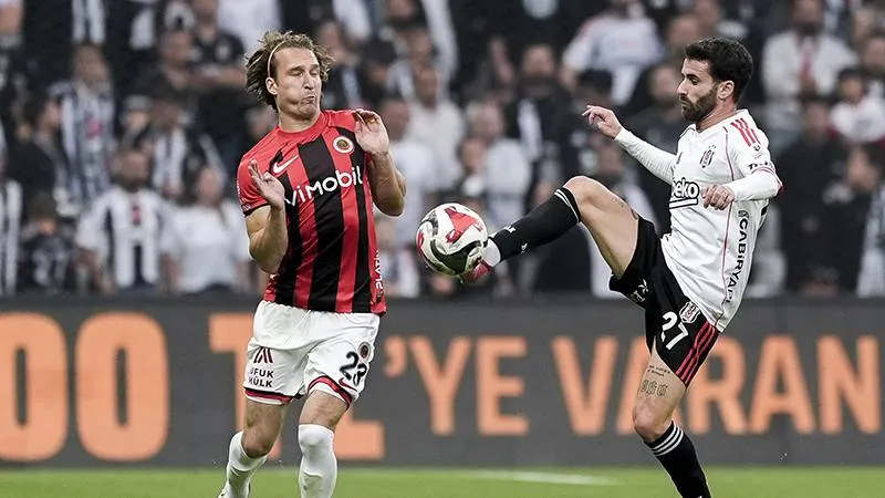 Portekiz basını yazdı: Rafa Silva'ya talip var, menajeriyle görüşme yapıldı