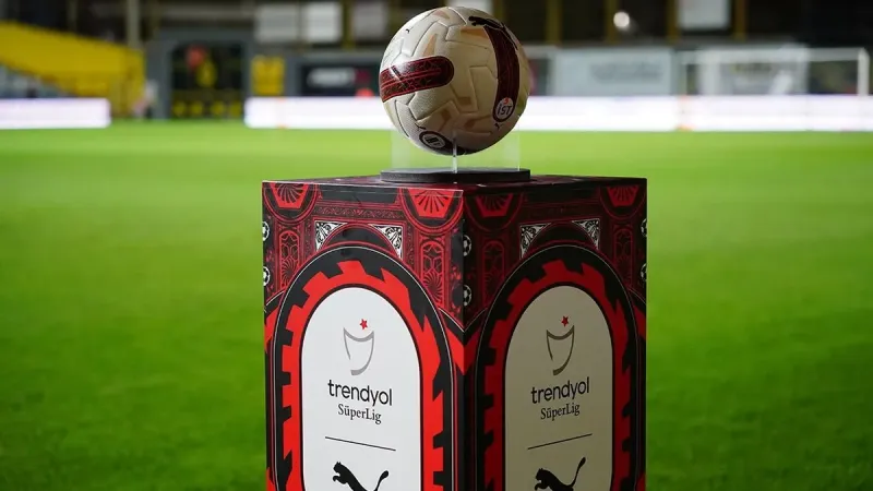 Sivasspor'a 3 dönem transfer yasağı!
