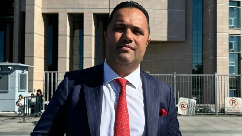 Ünlü işadamının oğlundan Rezan Epözdemir hakkında iddia: Annemin milyarlık mirasına çöktüler
