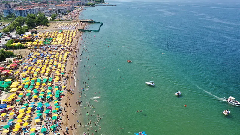 Yalova ve Bursa'da Deniz Suyu Sıcaklıkları Rekor Kırıyor!